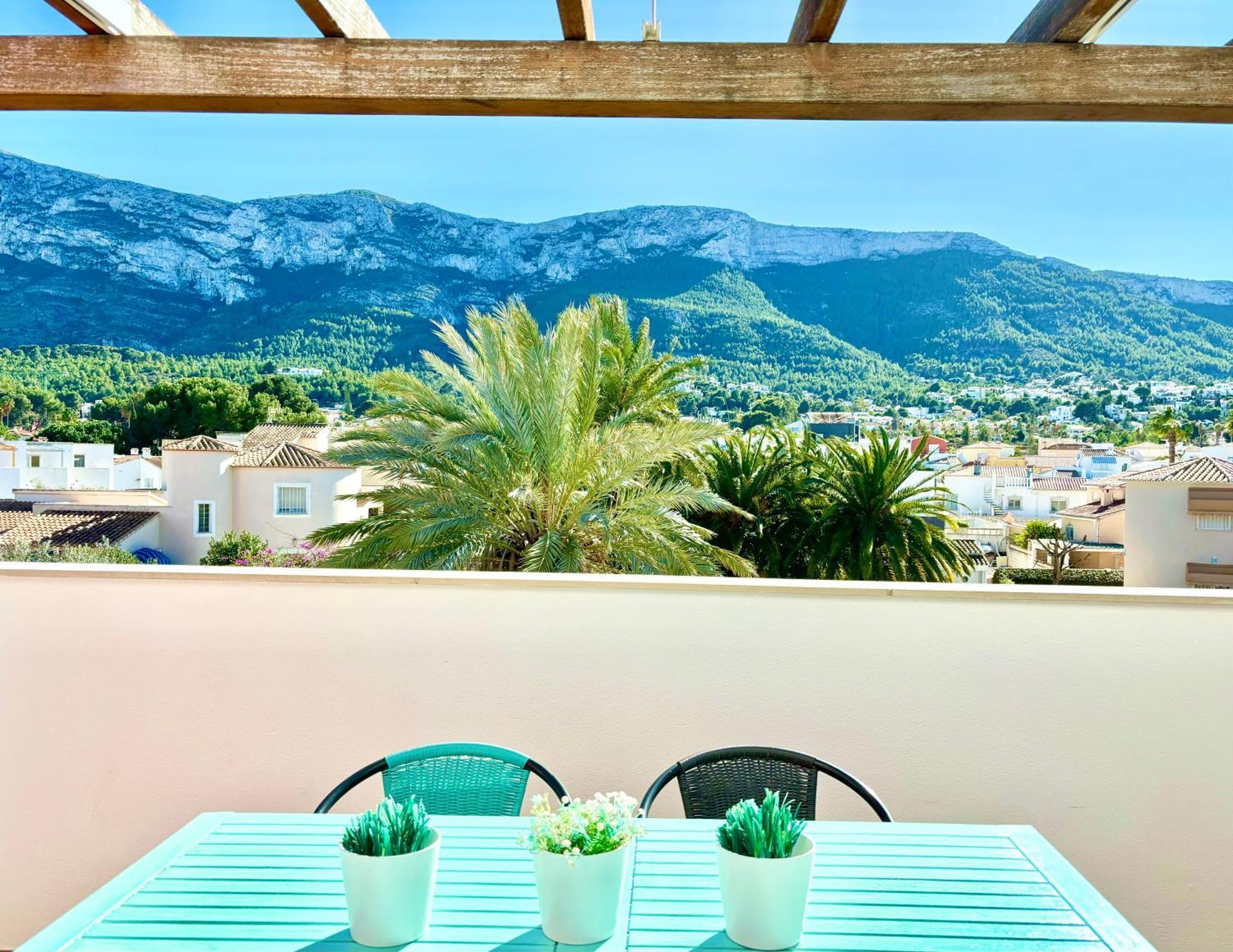 Apartment Hoteltype Penthouse 2 Beds, Parking, Wifi & Pool Stunning Views Denia